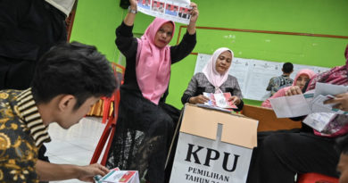 ASEANEWS HEADLINE-POLITICS | INDONESIA: House postpones plan to scrap direct regional elections