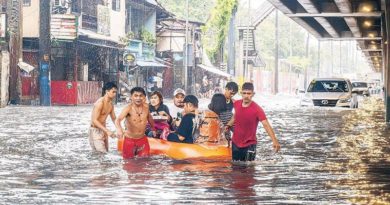 ASEANEWS HEADLINE-HABAGAT MONSOON RAINS | PHILIPPINES:    Heavy monsoon rains flood Metro Manila roads anew