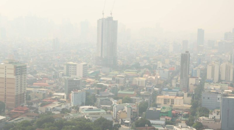 ASEANEWS HEADLINE-ENVIRONMENT HAZE/SMOG | MANILA: INDONESIAN SMOG-Haze blankets Metro Mnila